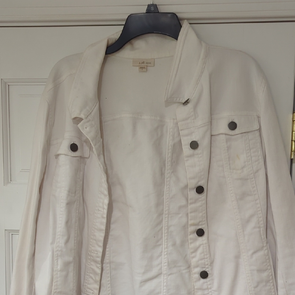 LOFT White Jean Jacket Classic Denim Style